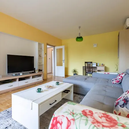 Apartment Maraska Park *